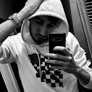 Meet your Posher, Buddy